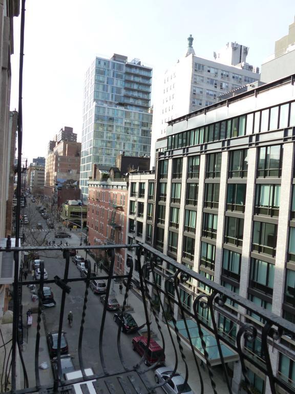 East Village Homestay New York Exteriör bild
