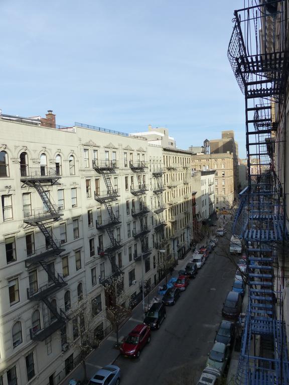 East Village Homestay New York Exteriör bild