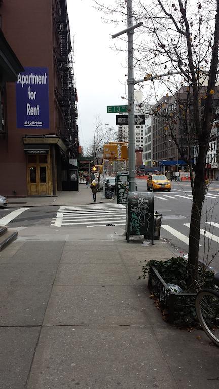 East Village Homestay New York Exteriör bild